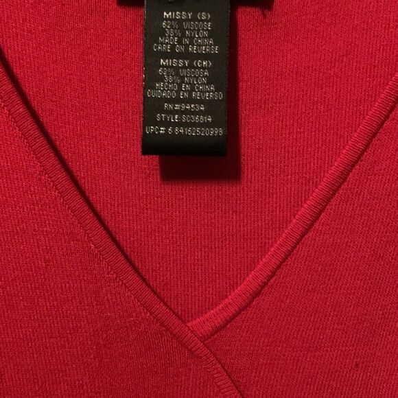 Cable & Gauge sleeveless top - Picture 5 of 5